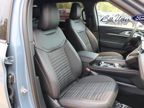 New 2026 Ford Explorer ST-Line w/ ST-Line Street Pack RWD image 5