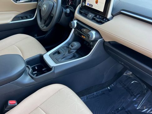 Certified 2025 Toyota RAV4 XLE image 16