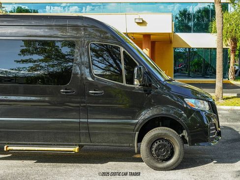 Used 2019 Mercedes-Benz Sprinter 4x4 170 image 11