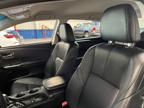 Used 2013 Toyota Avalon XLE FWD image 23