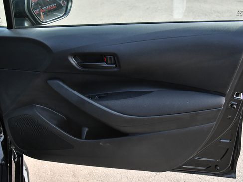 Used 2024 Toyota Corolla LE image 40