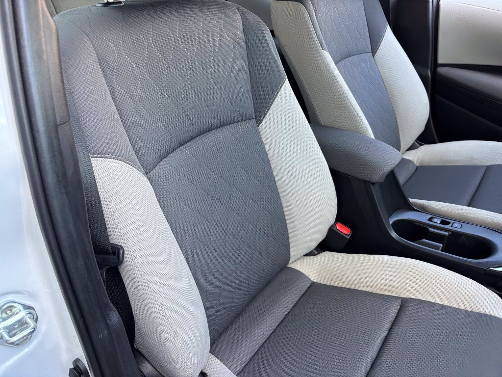 Used 2025 Toyota Corolla LE FWD image 32