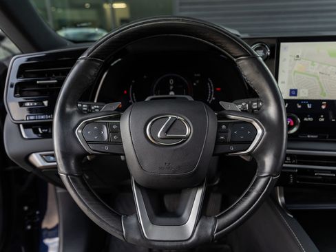 Used 2024 Lexus RX 350 FWD w/ Convenience Package image 28