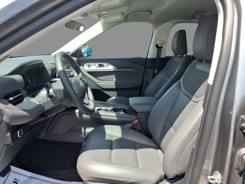 New 2026 Ford Explorer Active w/ Active Comfort Package AWD/4WD image 20