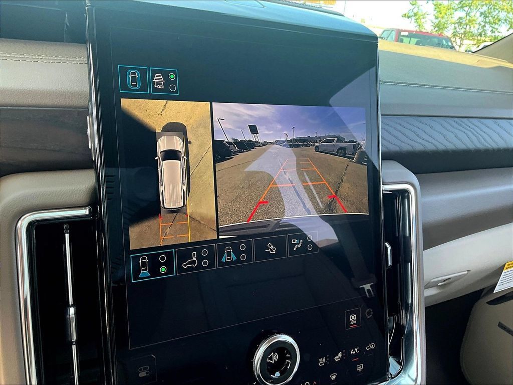 New 2026 GMC Yukon XL Denali w/ Advanced Technology Package AWD/4WD image 23