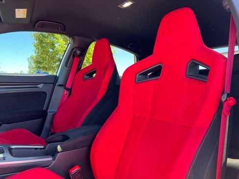 Used 2025 Honda Civic Type R image 25