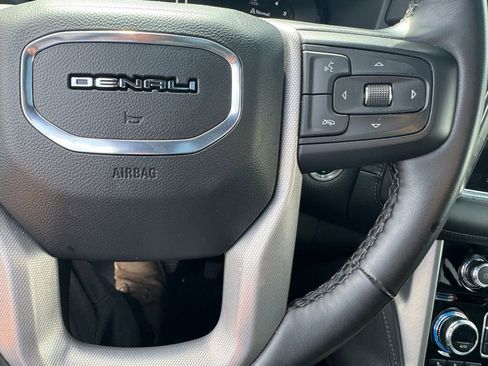 Used 2023 GMC Yukon Denali AWD/4WD image 26