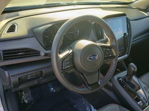 Certified 2024 Subaru Crosstrek 2.5i Limited w/ Crosstrek Mirror Package image 12