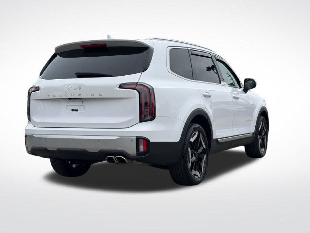 Certified 2024 Kia Telluride EX FWD image 14