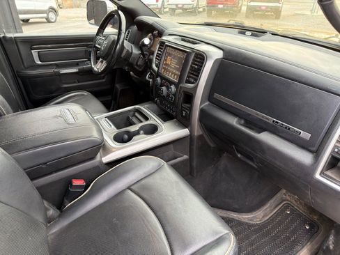 Used 2017 RAM 3500 Laramie Longhorn image 15