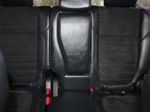 Used 2020 Mitsubishi Outlander LE image 23