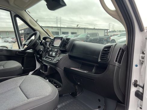 Used 2025 RAM ProMaster 2500 image 10