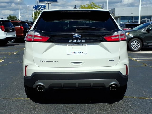 Used 2024 Ford Edge Titanium w/ Equipment Group 301A AWD/4WD image 7
