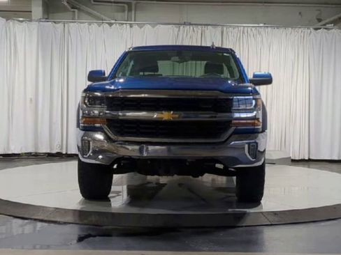 Used 2019 Chevrolet Silverado 1500 LT w/ All Star Edition image 4