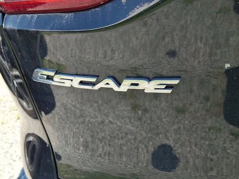 Used 2014 Ford Escape Titanium w/ Equipment Group 401A AWD/4WD image 11