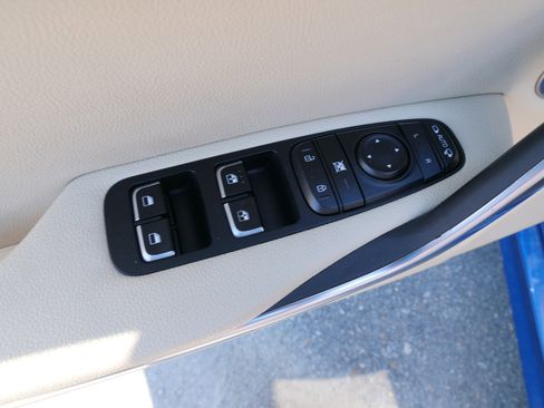 Used 2022 Kia Stinger GT-Line w/ Sun & Sound Package image 18