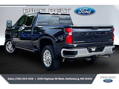 Used 2024 Chevrolet Silverado 2500 LTZ w/ LTZ Convenience Package AWD/4WD image 2