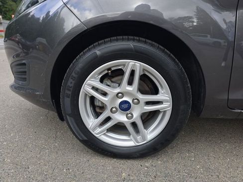 Used 2017 Ford Fiesta SE image 30