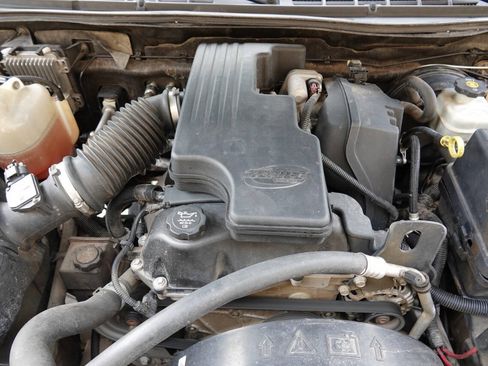 Used 2006 Chevrolet Colorado W/T RWD image 96