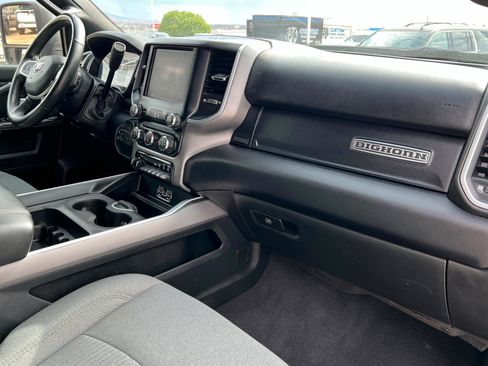 Used 2024 RAM 2500 Big Horn w/ Off Road Package AWD/4WD image 24