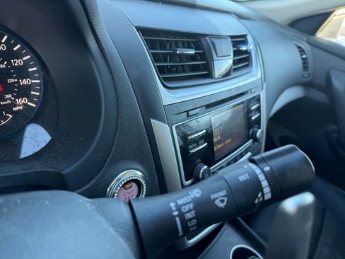 Used 2017 Nissan Altima 2.5 SR image 10