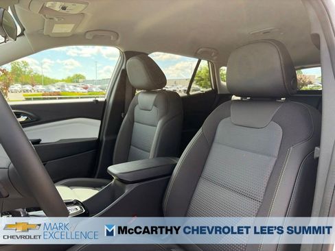 New 2026 Chevrolet Trax LT FWD image 34