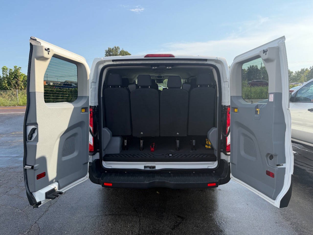 Used 2018 Ford Transit 350 XL RWD image 24