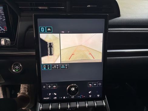 Used 2026 GMC Terrain Elevation w/ Technology Package II image 15