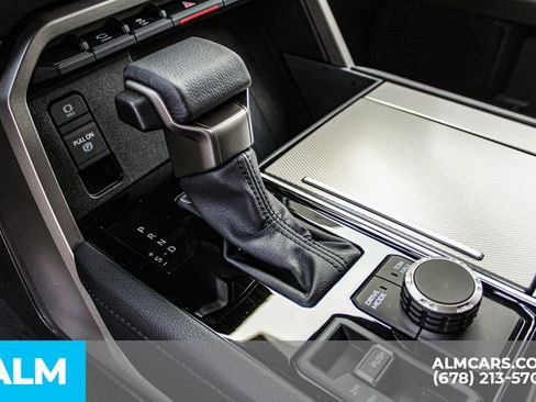 Used 2025 Toyota Sequoia Limited image 41