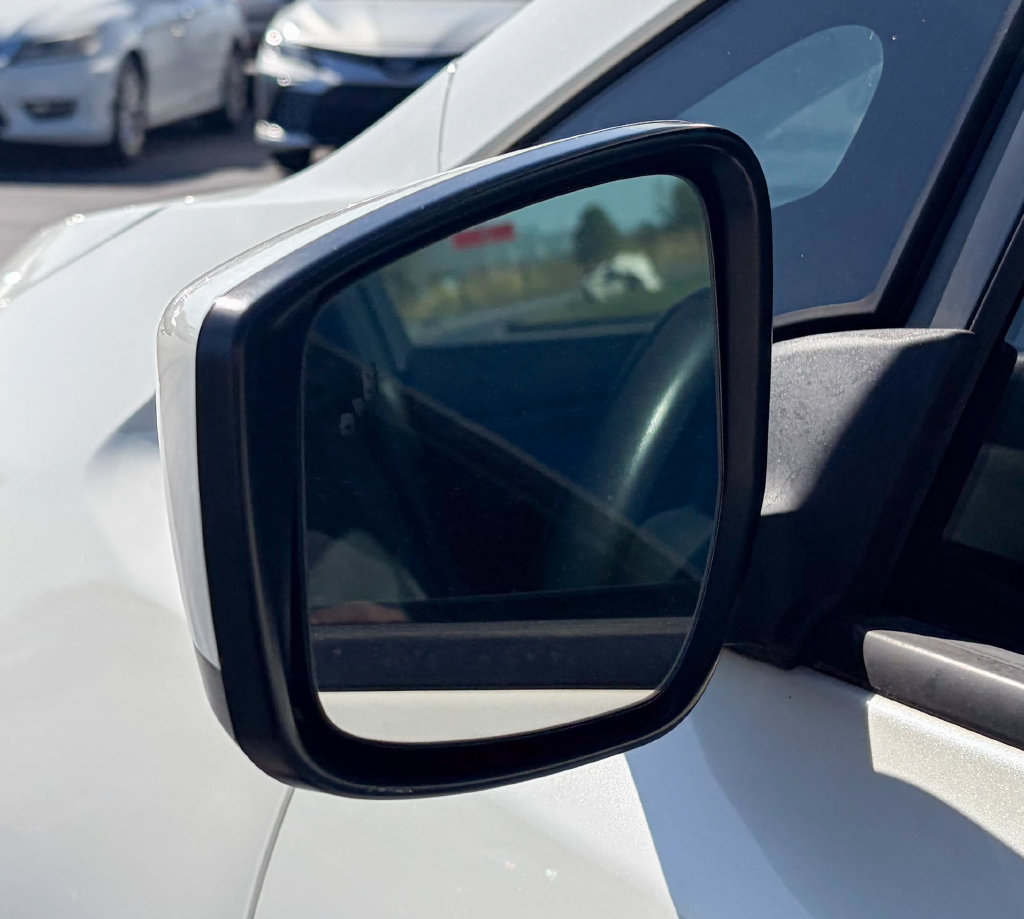 Used 2019 Nissan Leaf SV Plus w/ SV Plus Technology Package FWD image 14