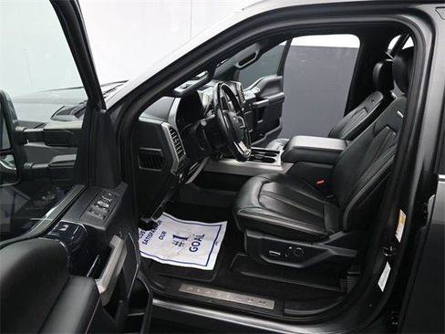 Used 2020 Ford F350 Platinum w/ FX4 Off-Road Package image 19