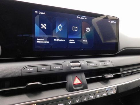 Used 2025 Kia K4 LXS image 42