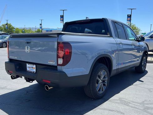 Used 2023 Honda Ridgeline Sport image 9