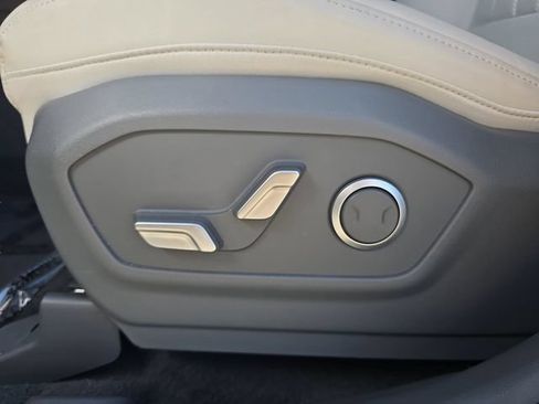 Used 2024 Hyundai Santa Fe SEL FWD image 12