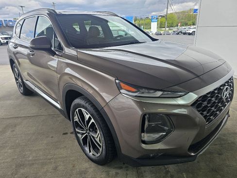 Used 2019 Hyundai Santa Fe Limited FWD image 7