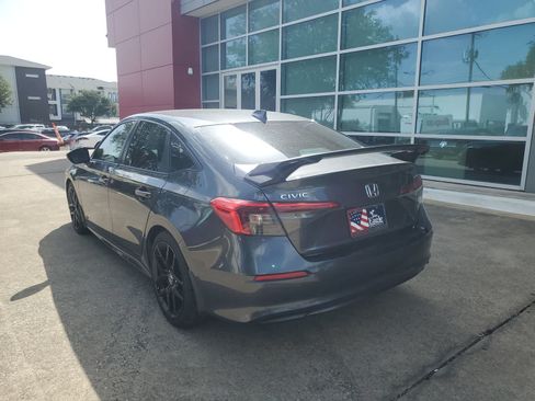 Used 2022 Honda Civic Sport image 4