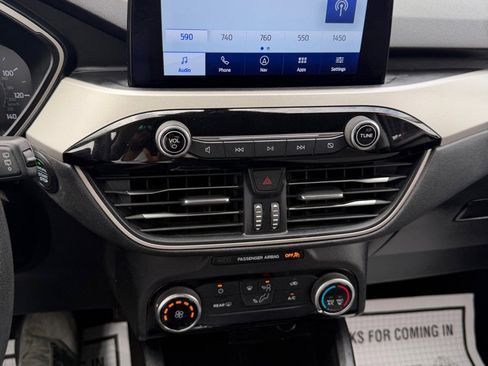 Used 2021 Ford Escape SE image 24