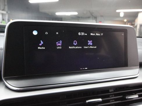 Used 2022 Kia Telluride LX image 22