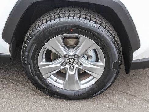 Used 2023 Toyota RAV4 LE AWD/4WD image 13