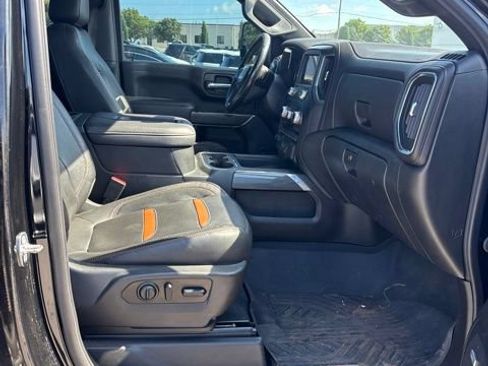 Used 2020 GMC Sierra 3500 AT4 w/ AT4 Premium Package AWD/4WD image 13