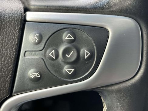 Used 2019 GMC Yukon XL SLT w/ HD Trailering Package image 28