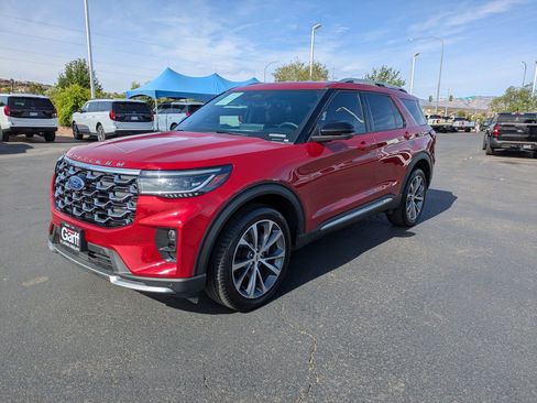 Certified 2025 Ford Explorer Platinum w/ Ultimate Package image 10