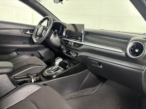 Used 2024 Kia Forte GT-Line FWD image 30