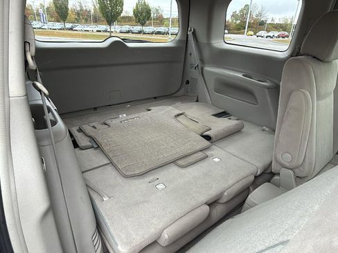 Used 2015 Nissan Quest SV image 19