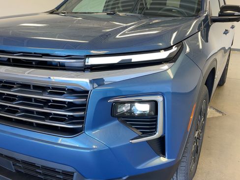 New 2026 Chevrolet Traverse LT w/ Sun and Wheel Package image 10