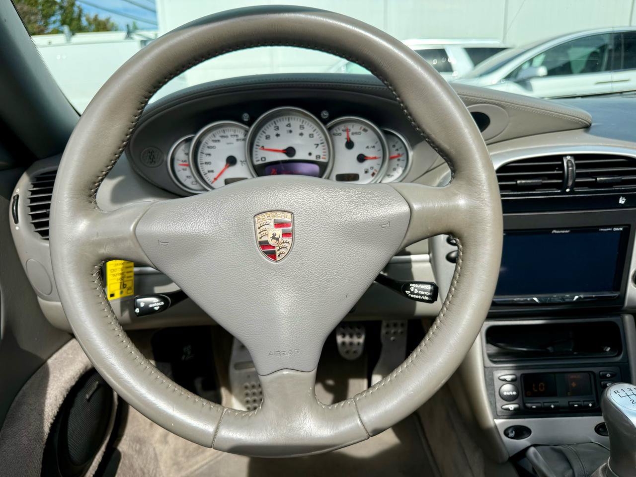 Used 2004 Porsche 911 Carrera 4S AWD/4WD image 20