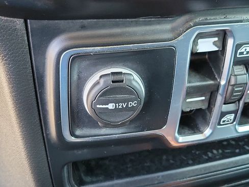 Used 2022 Jeep Wrangler Unlimited Sport w/ Sun And Sound Package AWD/4WD image 36