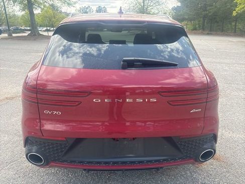 Used 2023 Genesis GV70 2.5T w/ Sport Prestige Package image 4