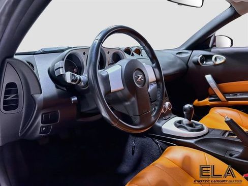 Used 2006 Nissan 350Z Coupe w/ (K96) Aerodynamics Pkg RWD image 11