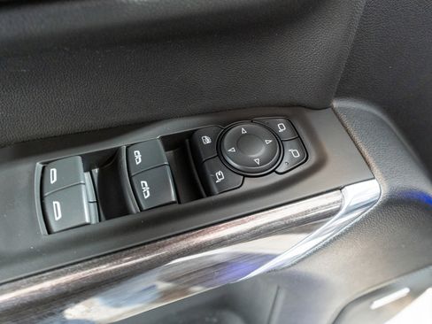 Used 2021 Chevrolet Silverado 1500 LTZ w/ LTZ Premium Package image 18